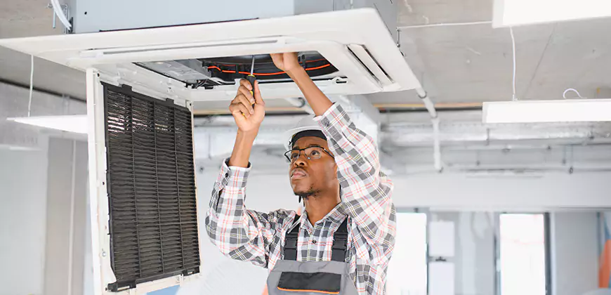 Heat Pump and Ductless AC Repair in Reseda